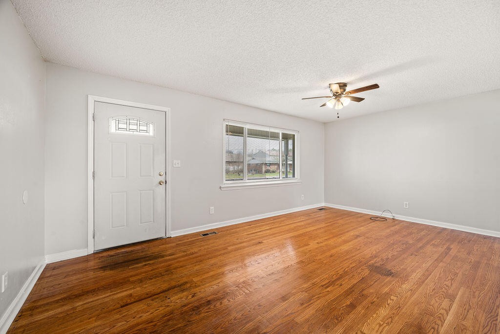 31 Jackson Way Property Photo 8
