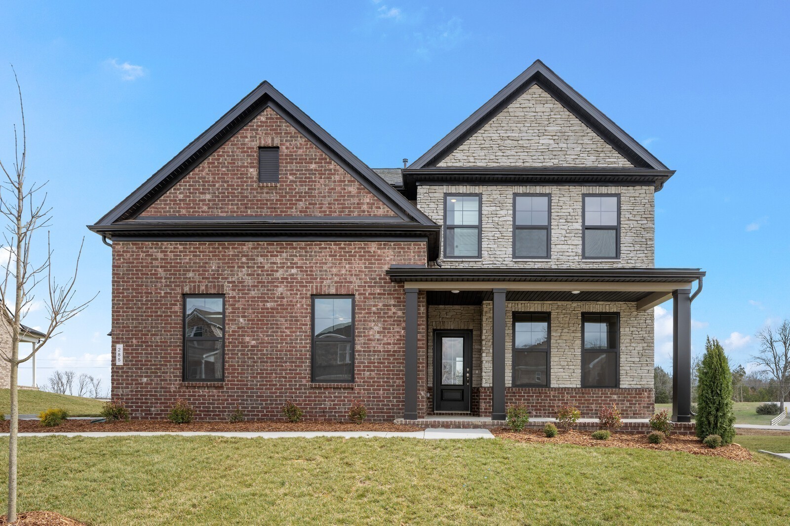285 Johnnys Place Property Photo 1