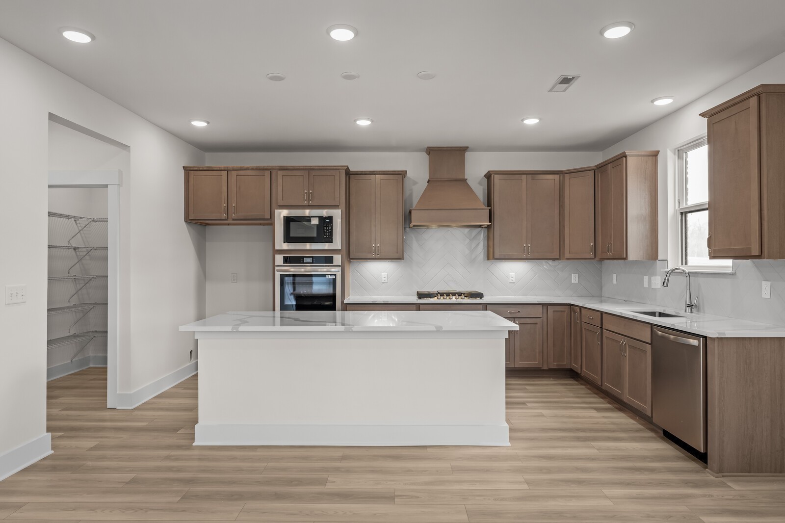 285 Johnnys Place Property Photo 18