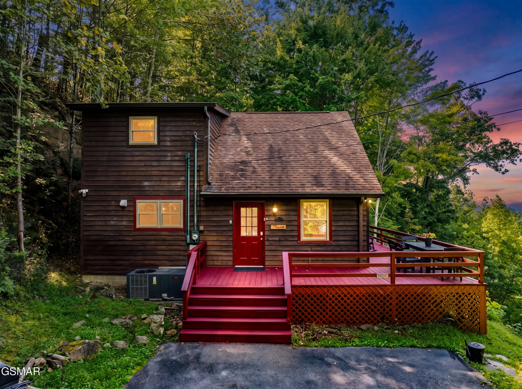 2201 Hideaway Way Property Photo 1