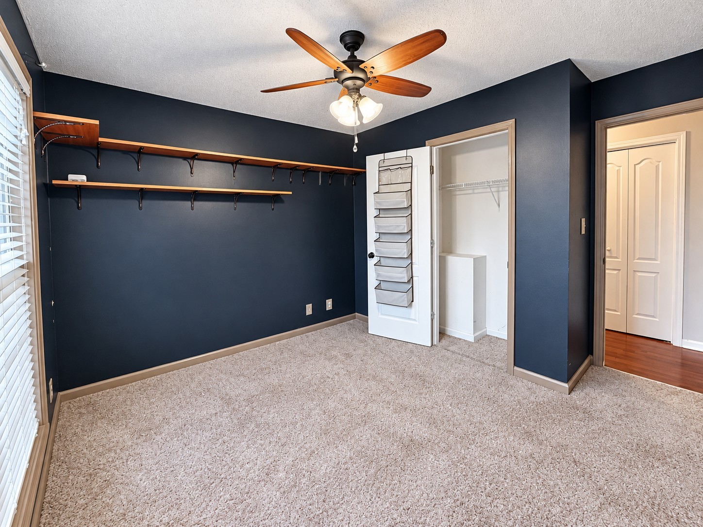 300 Fair Haven Dr Property Photo 7
