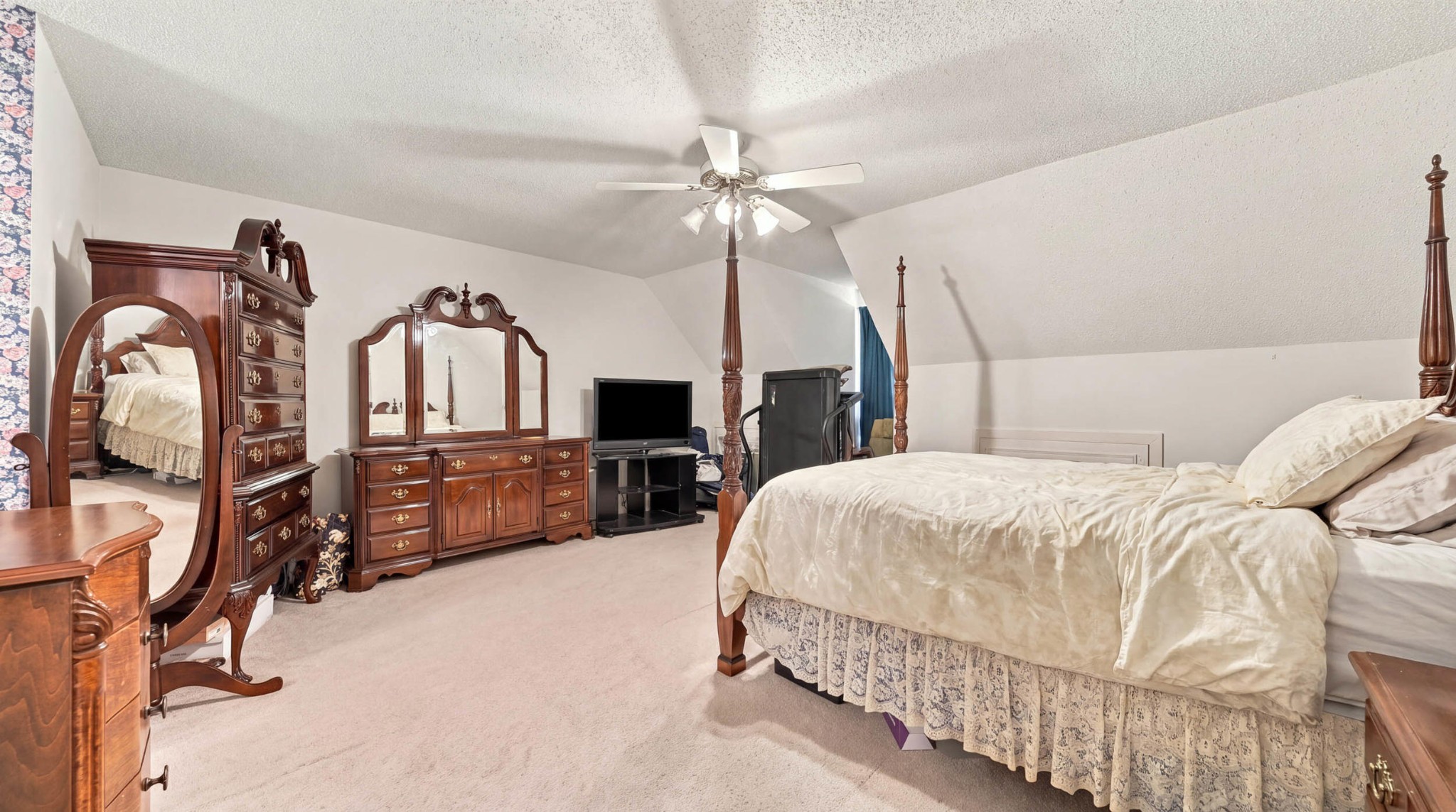 1233 Lenny Lane Property Photo 16