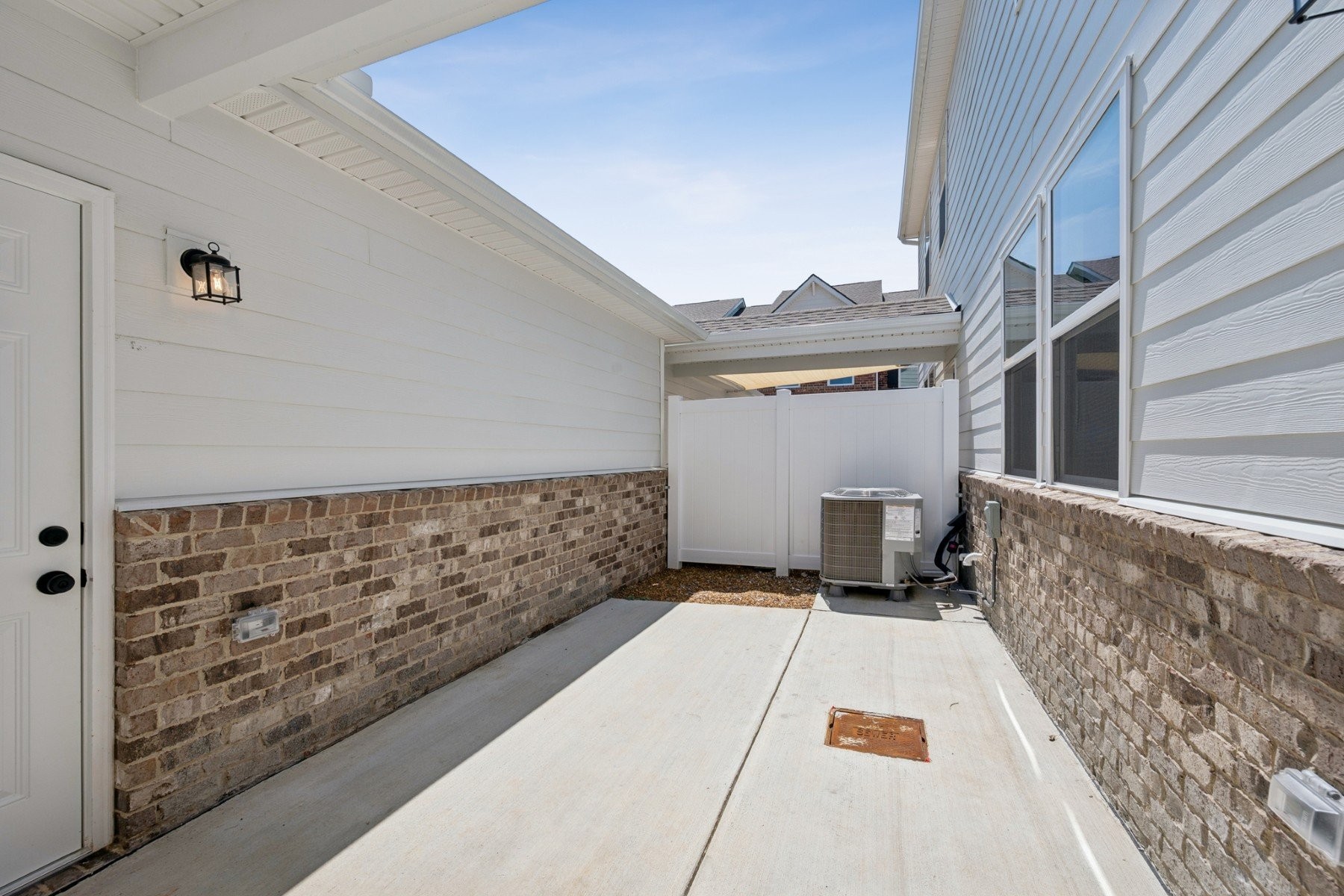 2900 Suzanne Landon Dr Property Photo 18