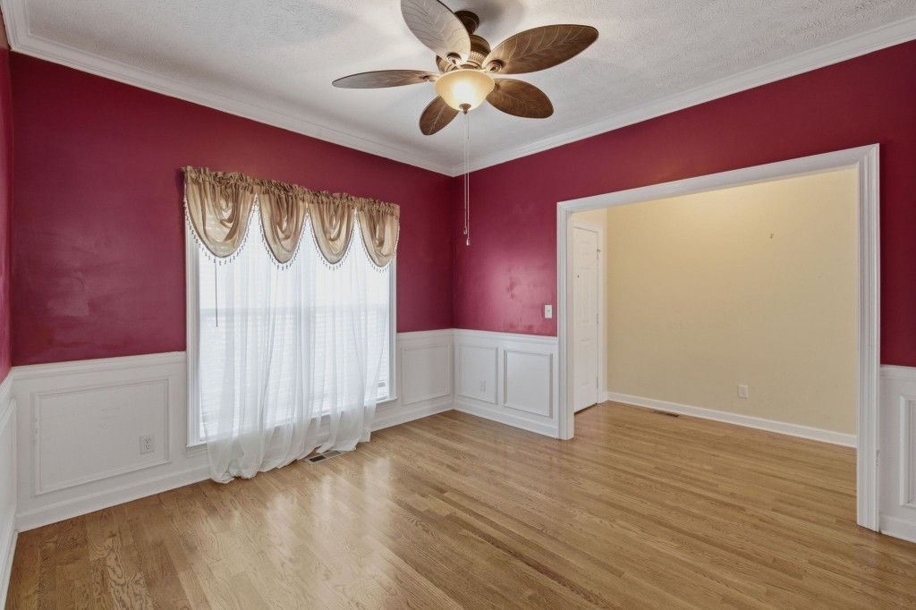 1201 Frinton Ct Property Photo 10