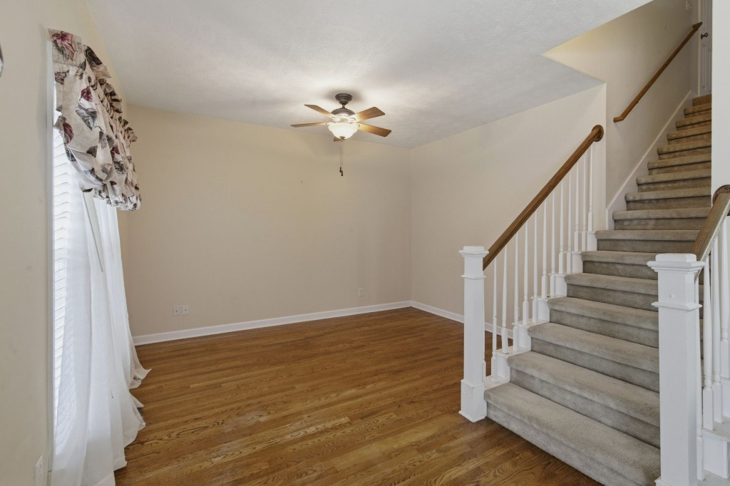 1201 Frinton Ct Property Photo 16