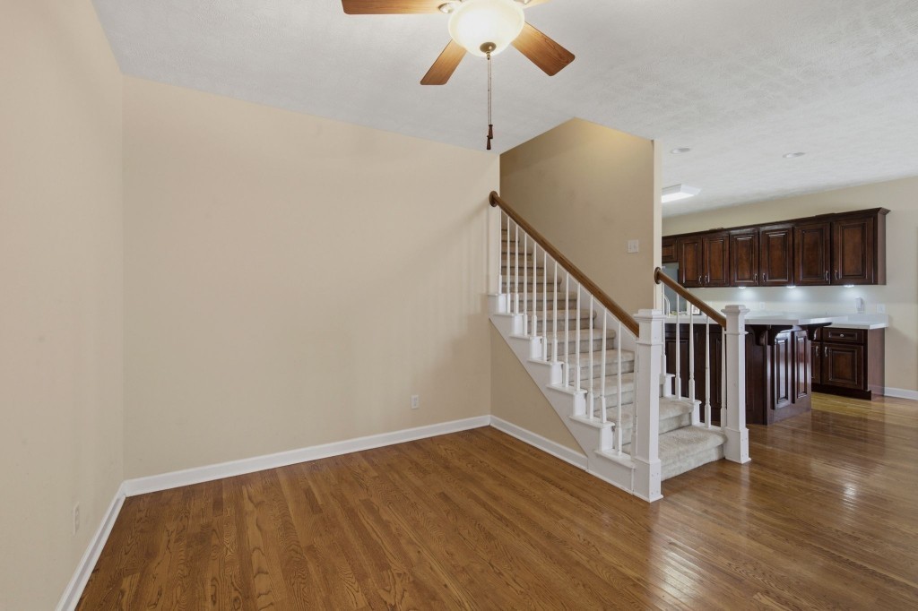 1201 Frinton Ct Property Photo 17