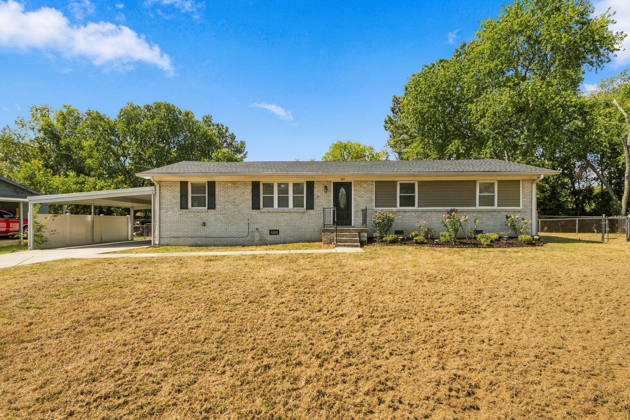 105 Elk Ave