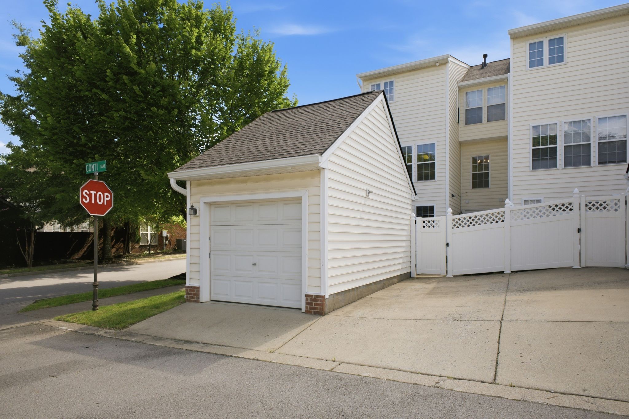 7841 Heaton Way Property Photo 43