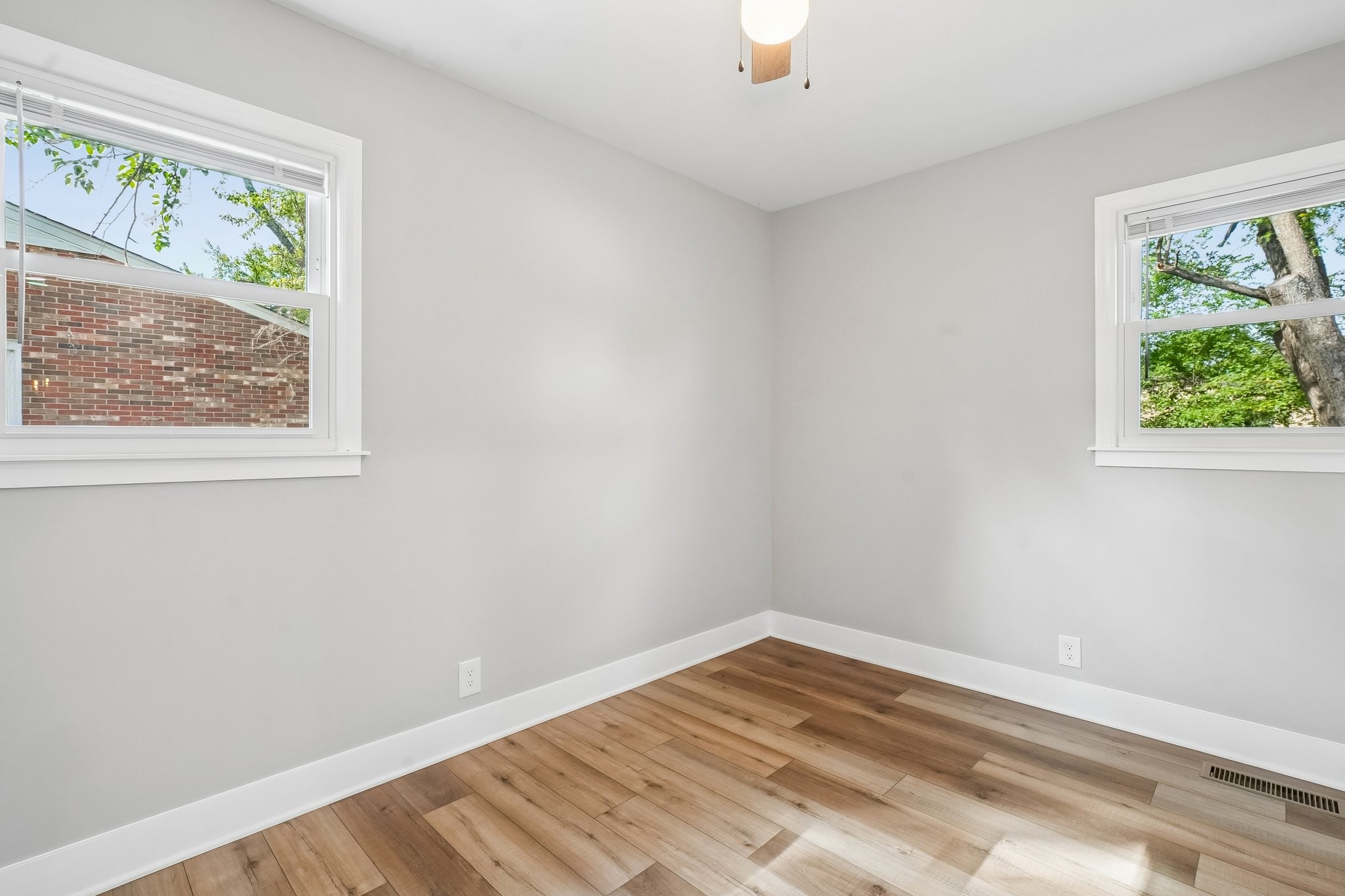 1611 Eagle St Property Photo 22