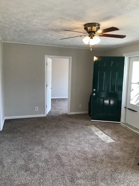 606 Lynn St Property Photo 3