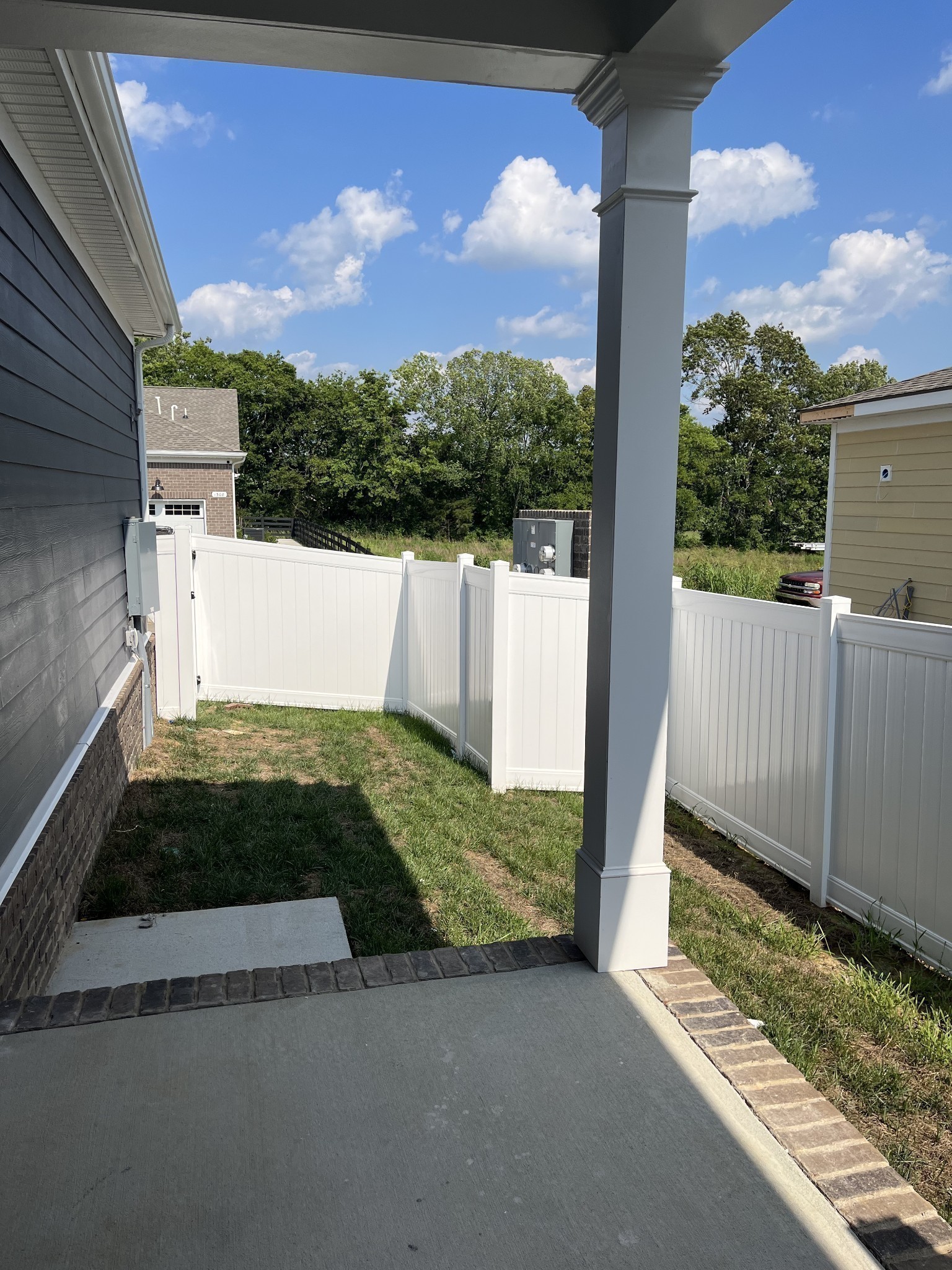307 Caxton Alley Property Photo 8