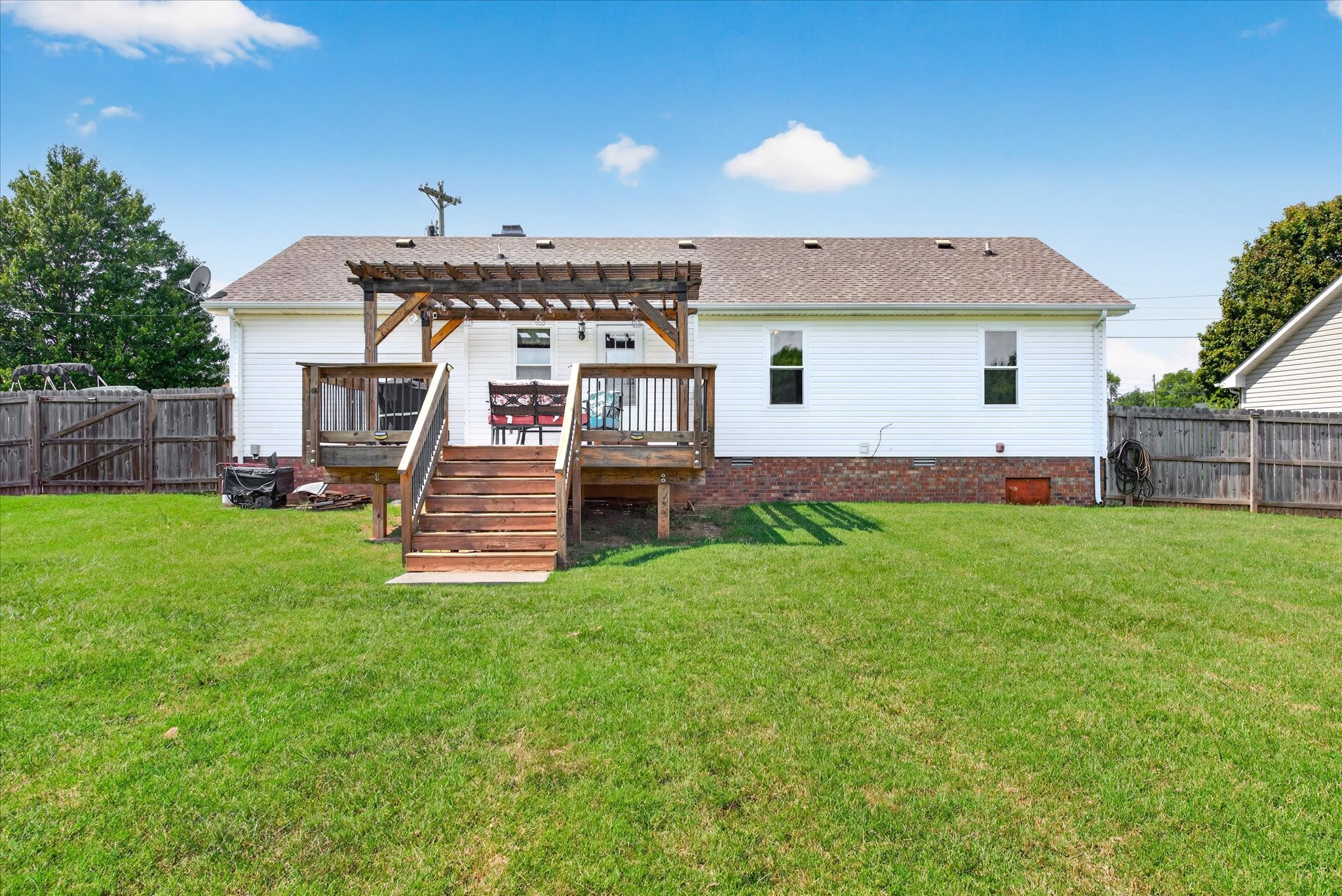 1318 Meredith Way Property Photo 37