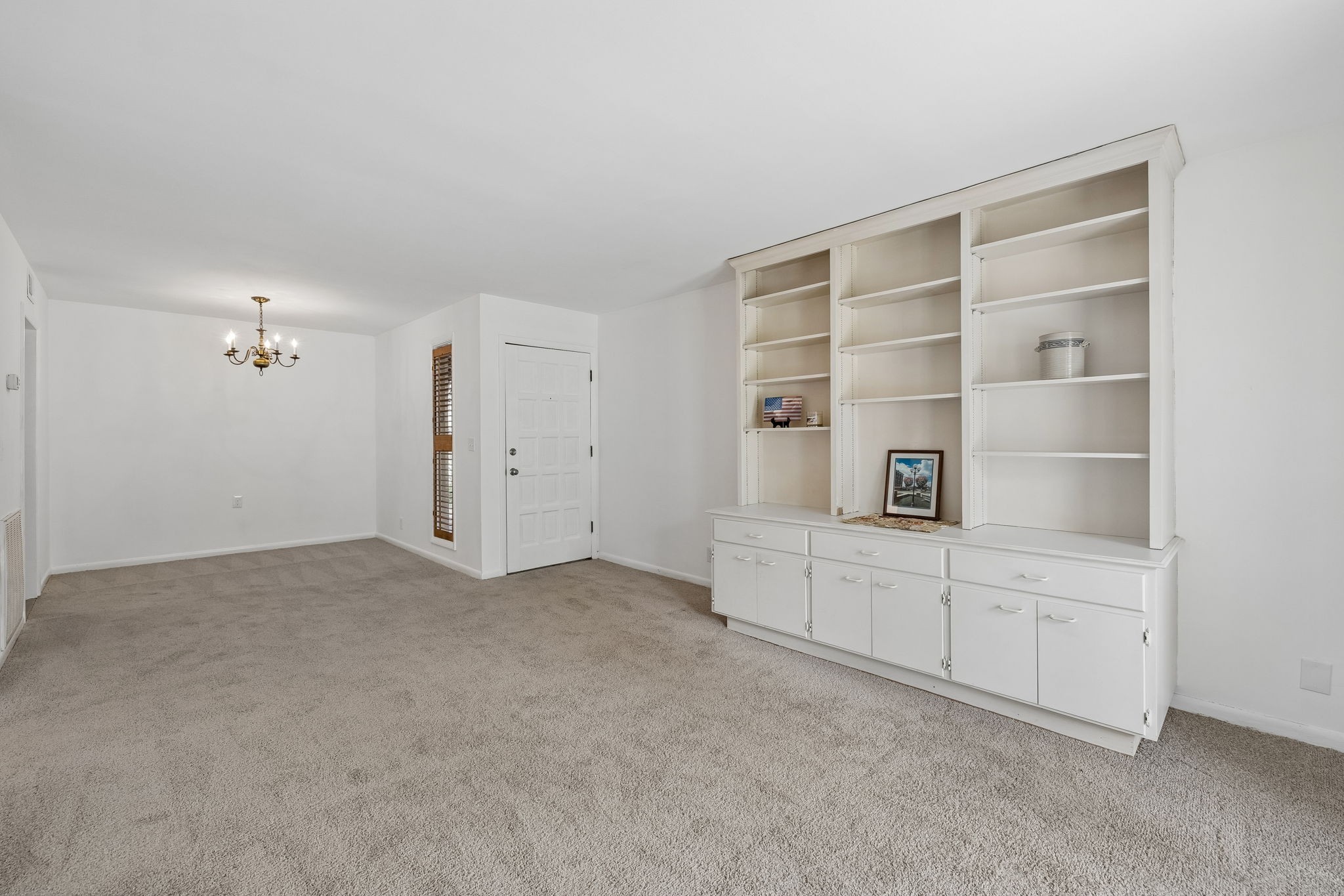 2116 Hobbs Rd Property Photo 15