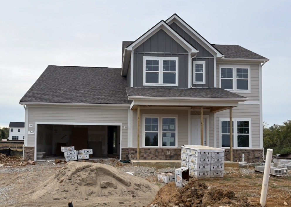 1747 Shallow Creek Drive Property Photo 1