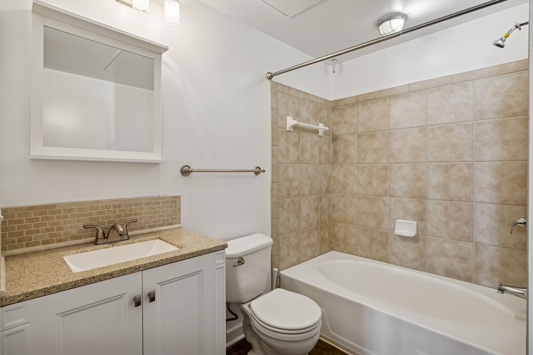 1803 Broadway Property Photo 7