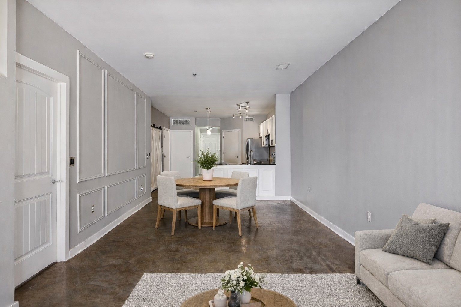 1803 Broadway Property Photo 8