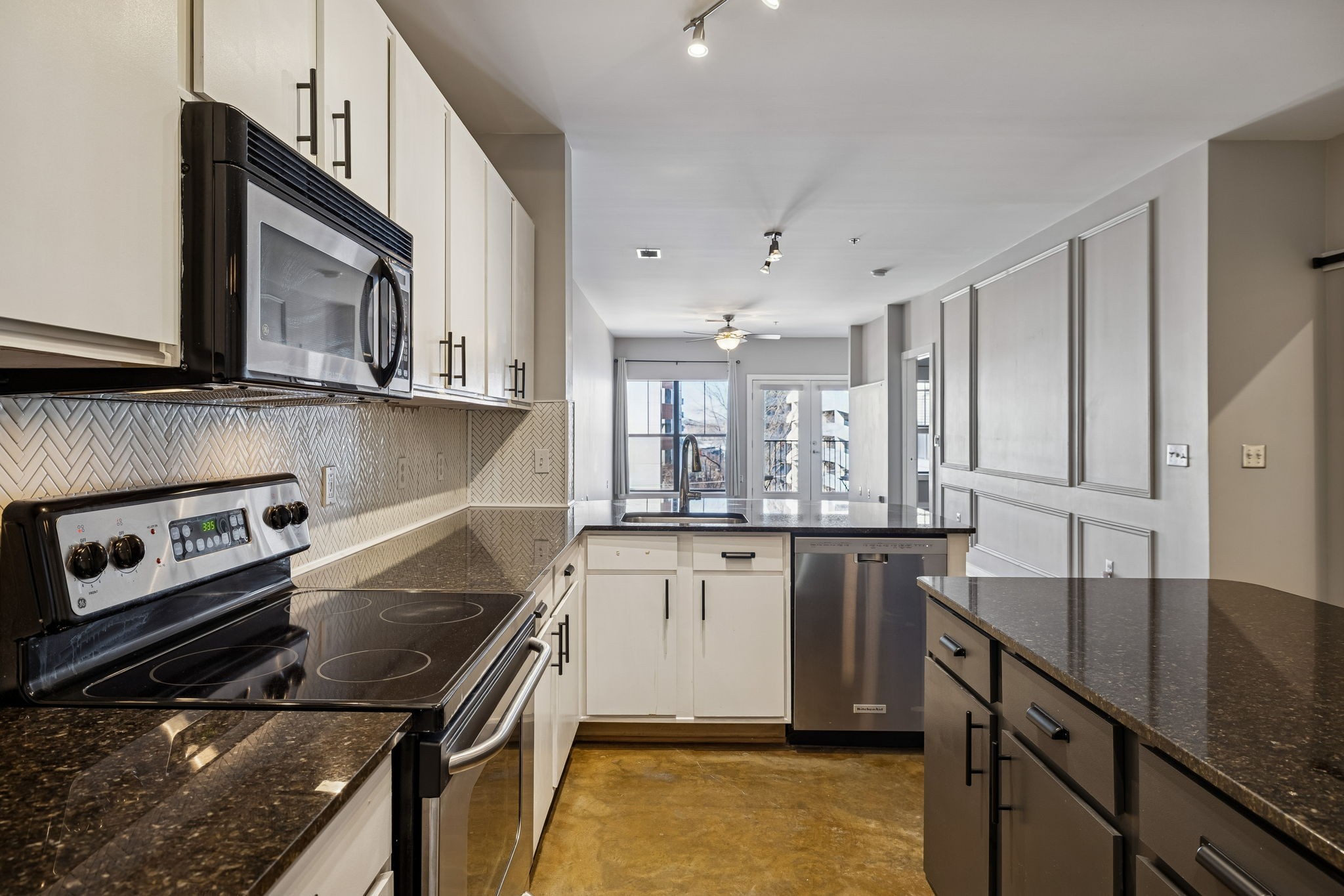 1803 Broadway Property Photo 13