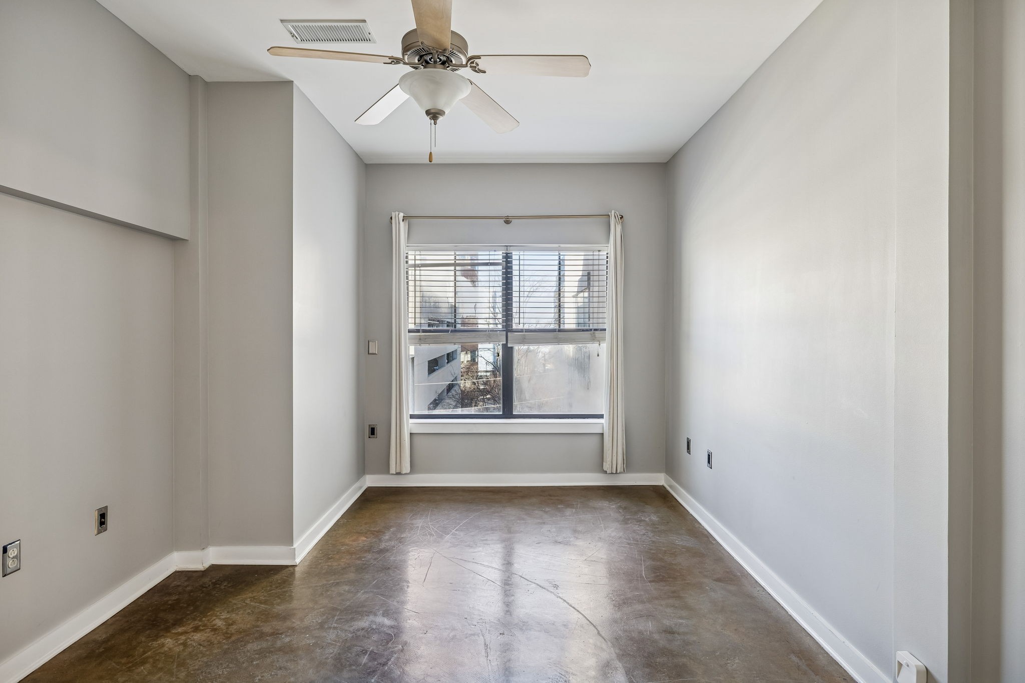 1803 Broadway Property Photo 18