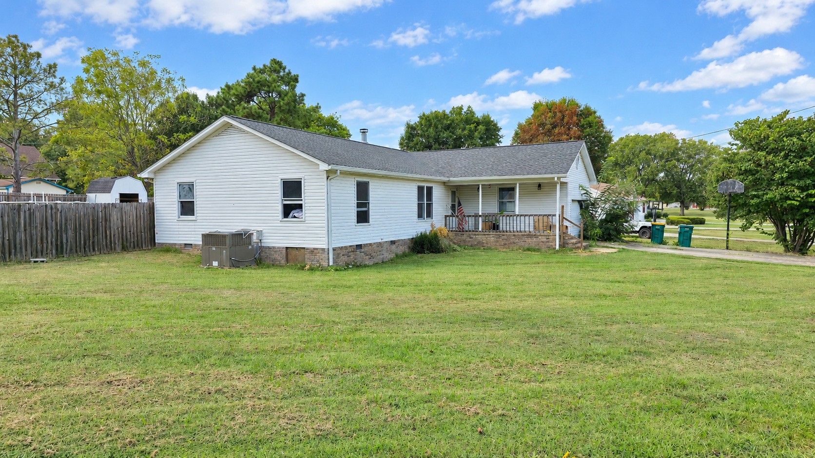 430 Liberty Ave Property Photo 2
