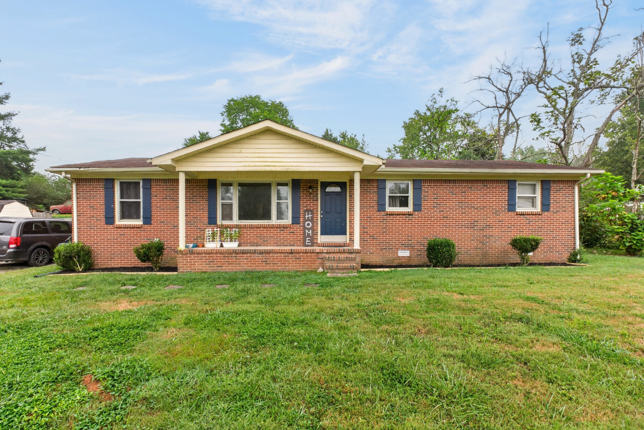 306 Circle Hill Dr Property Photo 1