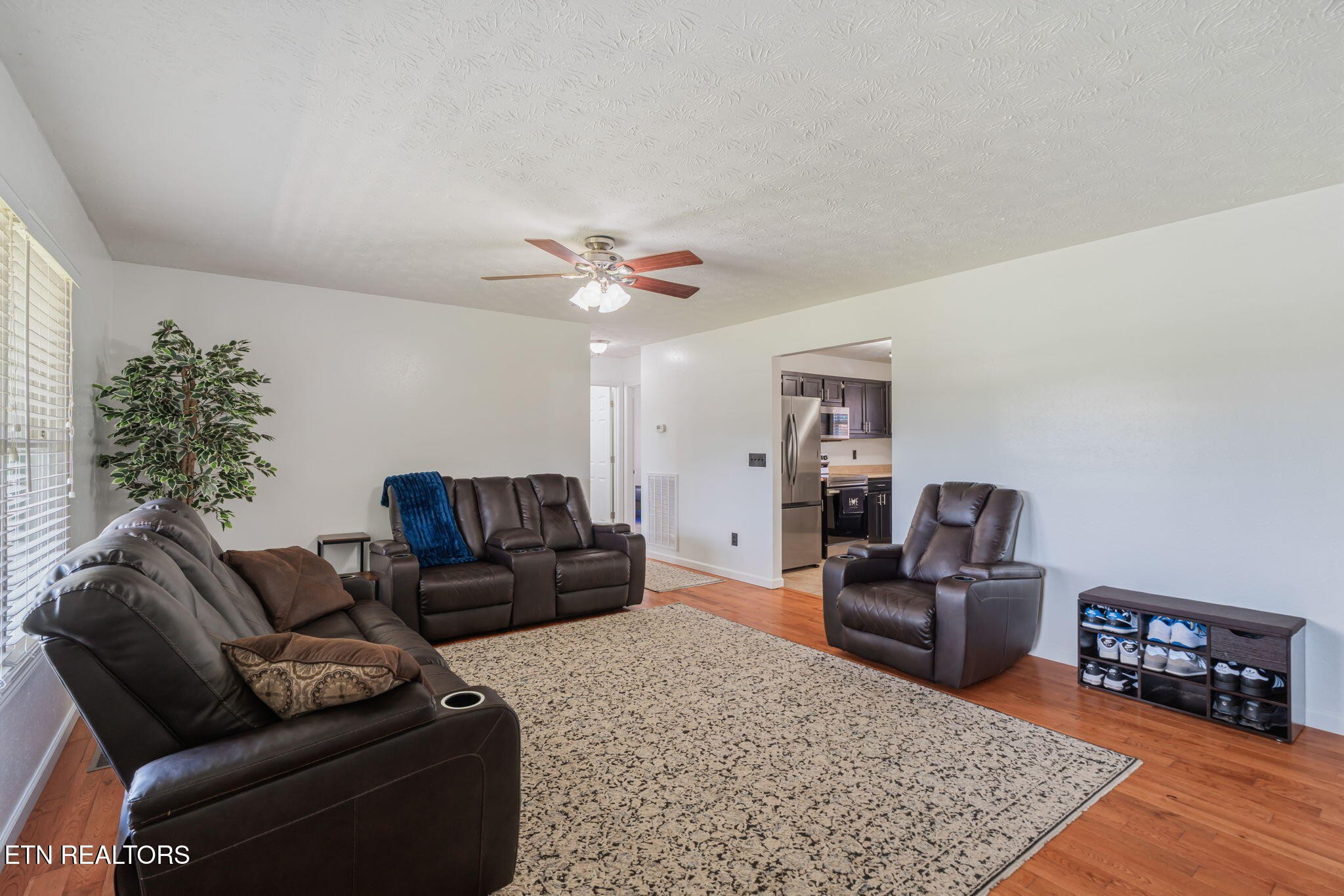 221 Pearl Meadows Way Property Photo 10