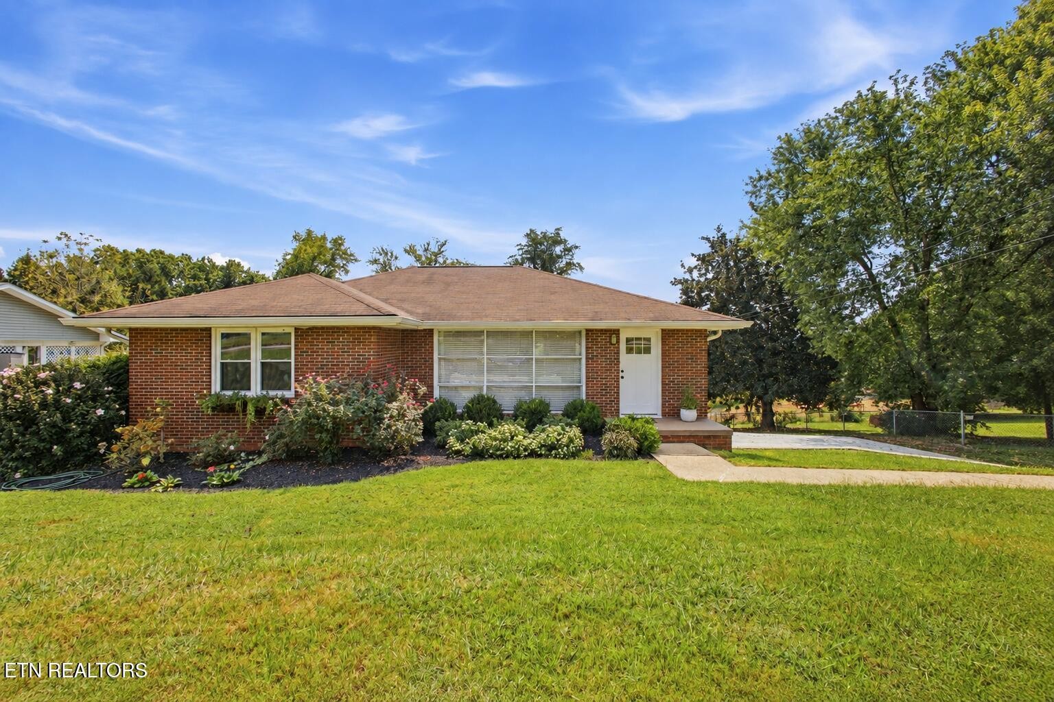 359 Skyline View Lane Property Photo 1