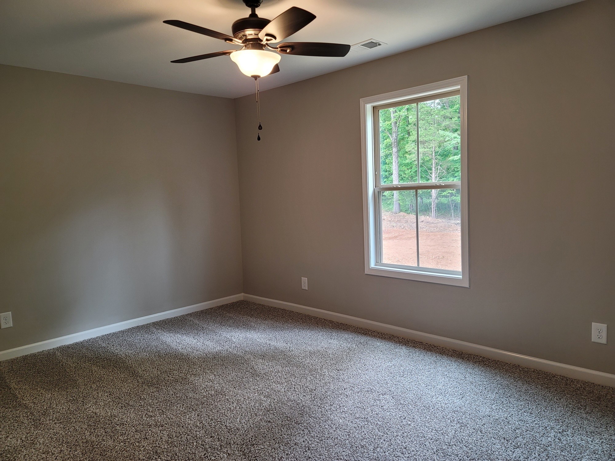 231 Smithson Ln Property Photo 6