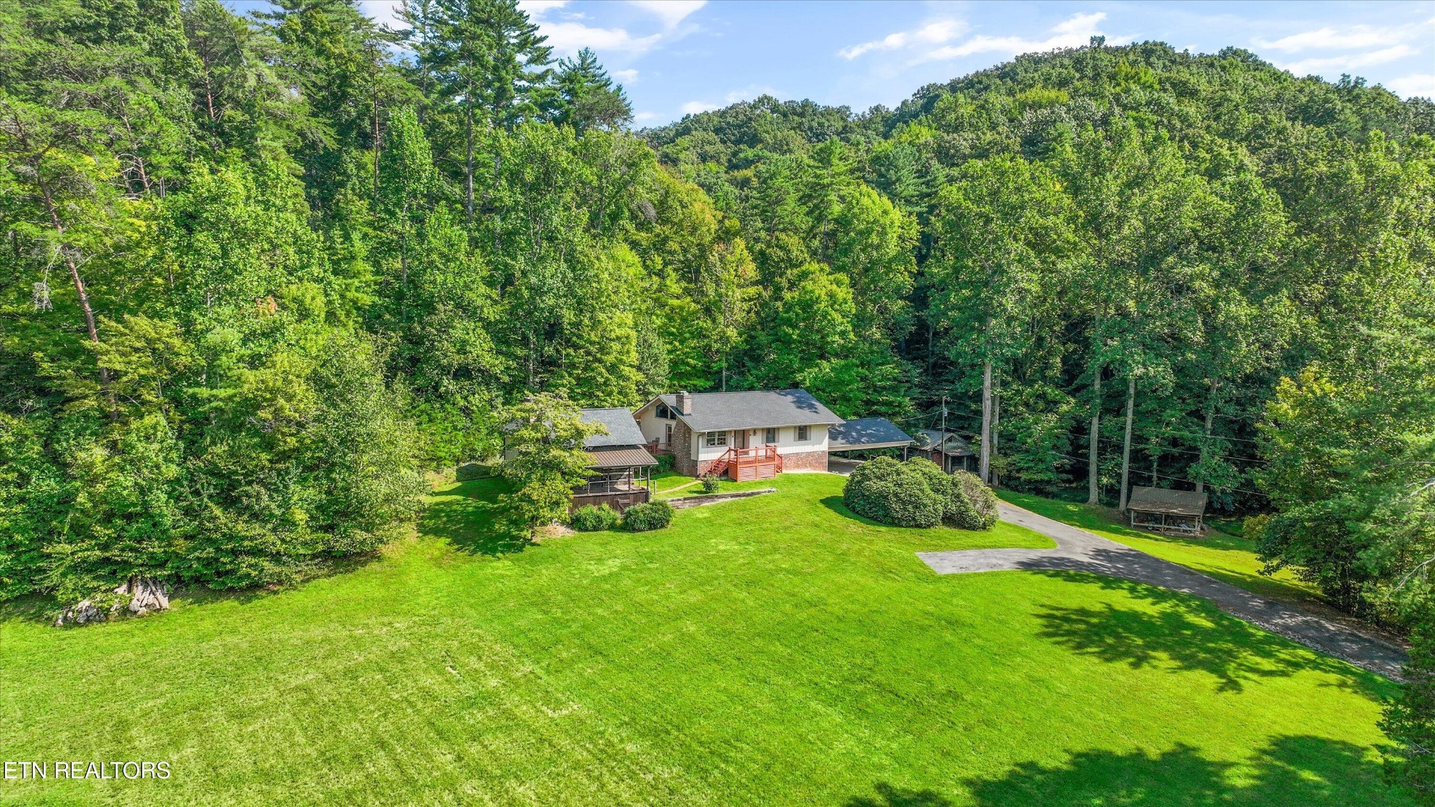 745 Blockhouse Valley Rd Property Photo 1