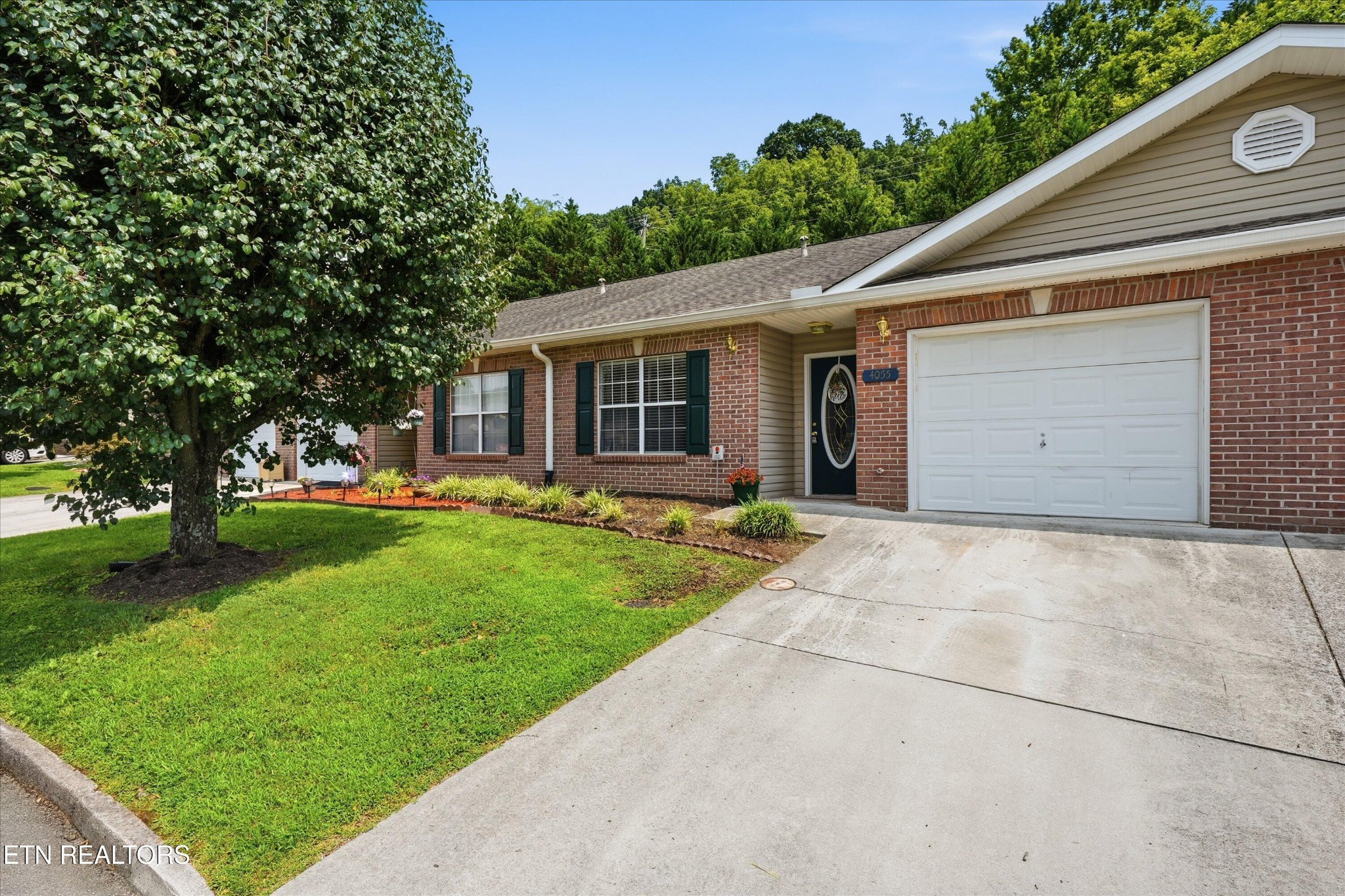 4055 Darwin Way