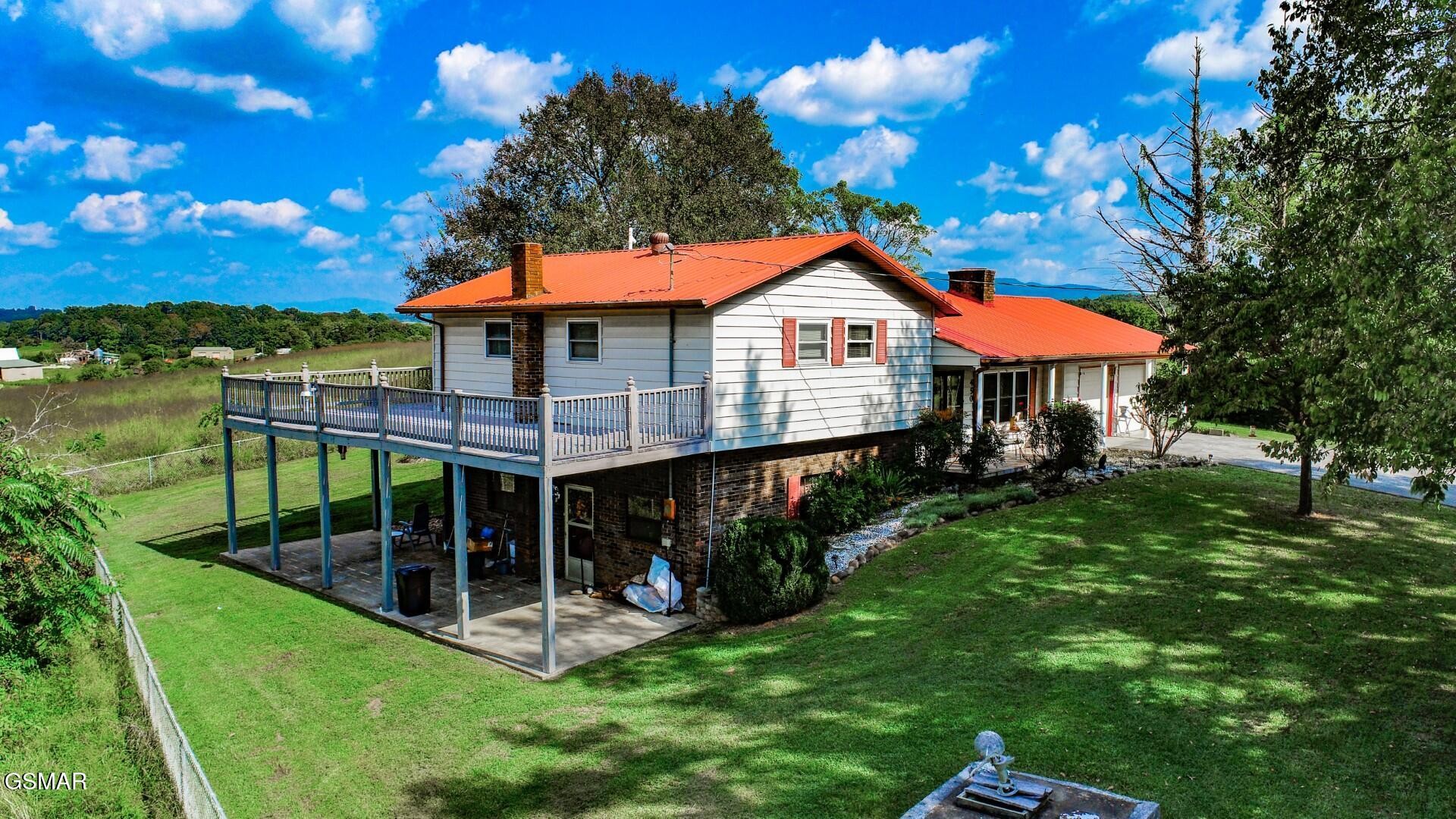 450 Cottage Way Property Photo 1