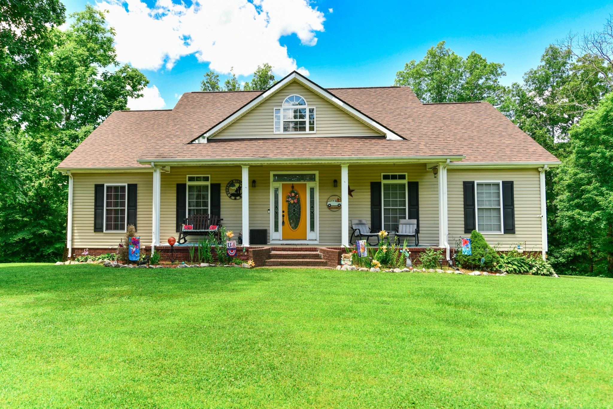 508 Gunson Ridge Rd Property Photo 1