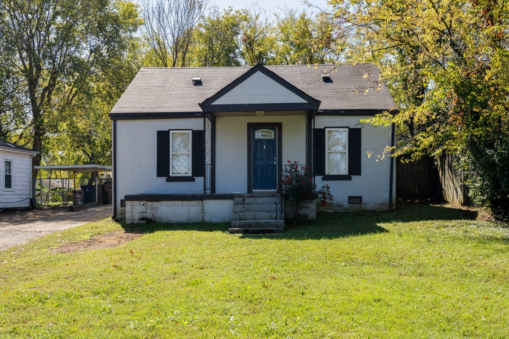 304 Edith Ave Property Photo 1
