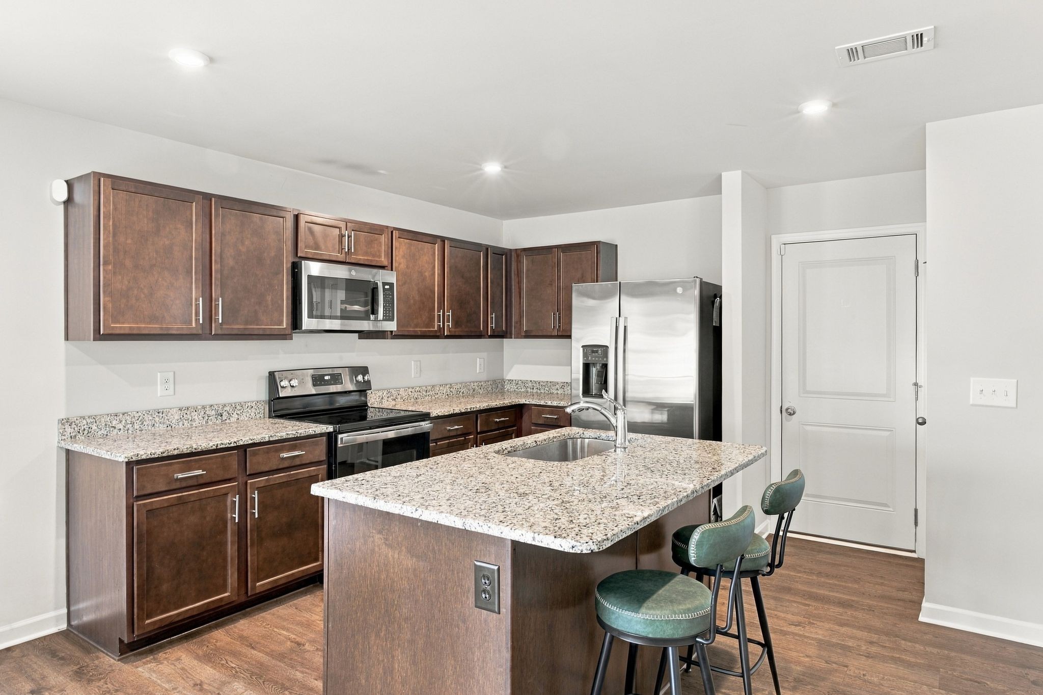 3053 Red Fox Rdg Property Photo 9