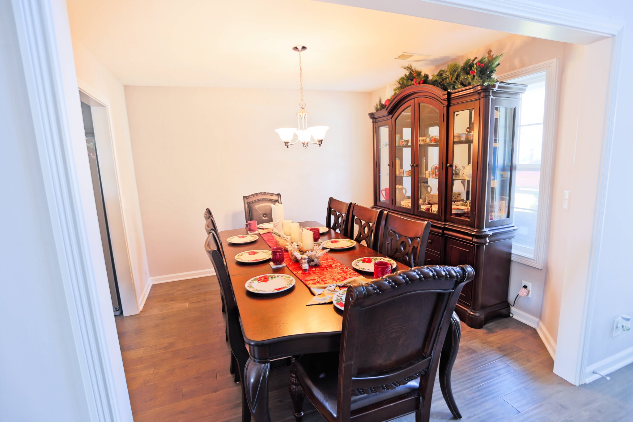 1255 Magnum Dr Property Photo 4