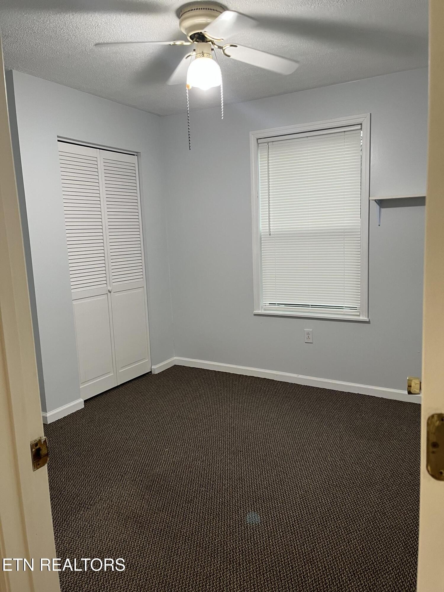 672 Raccoon Valley Rd Property Photo 9