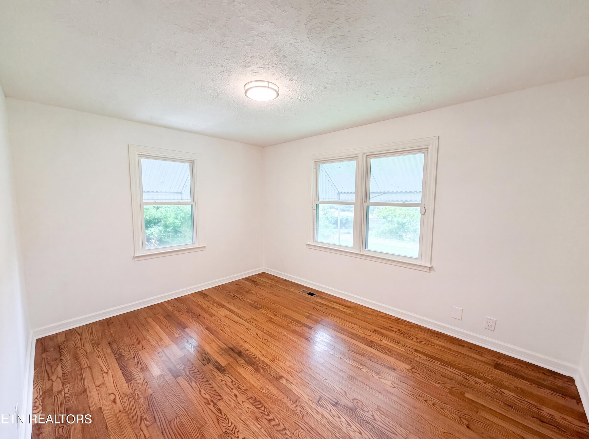 119 Old State Circle Property Photo 8