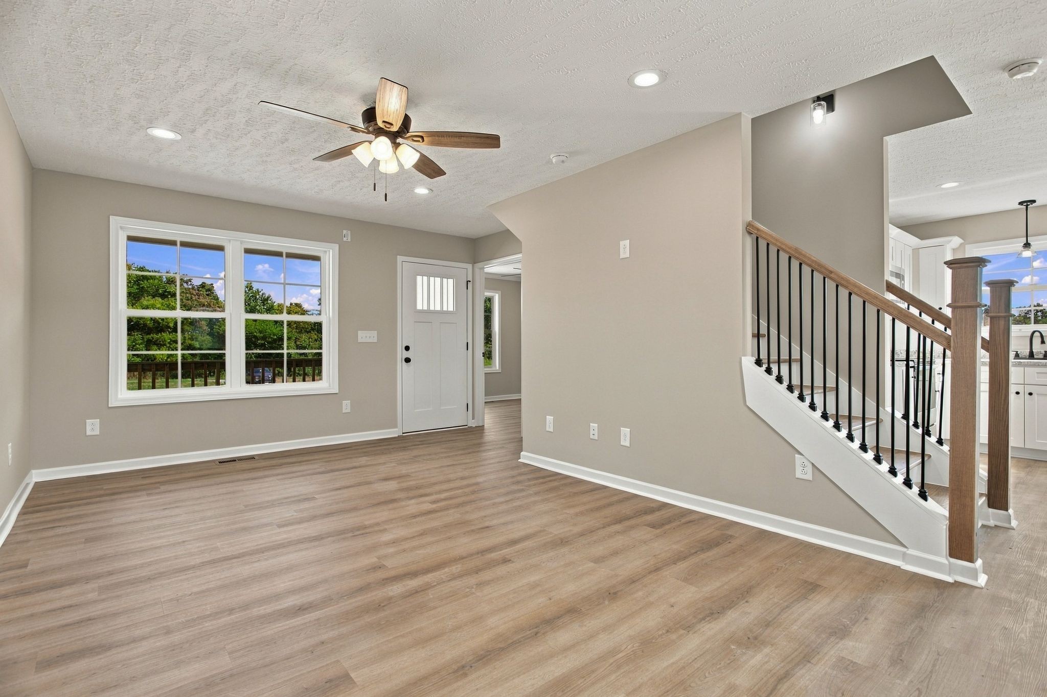 2183 Claude Fox Rd Property Photo 8