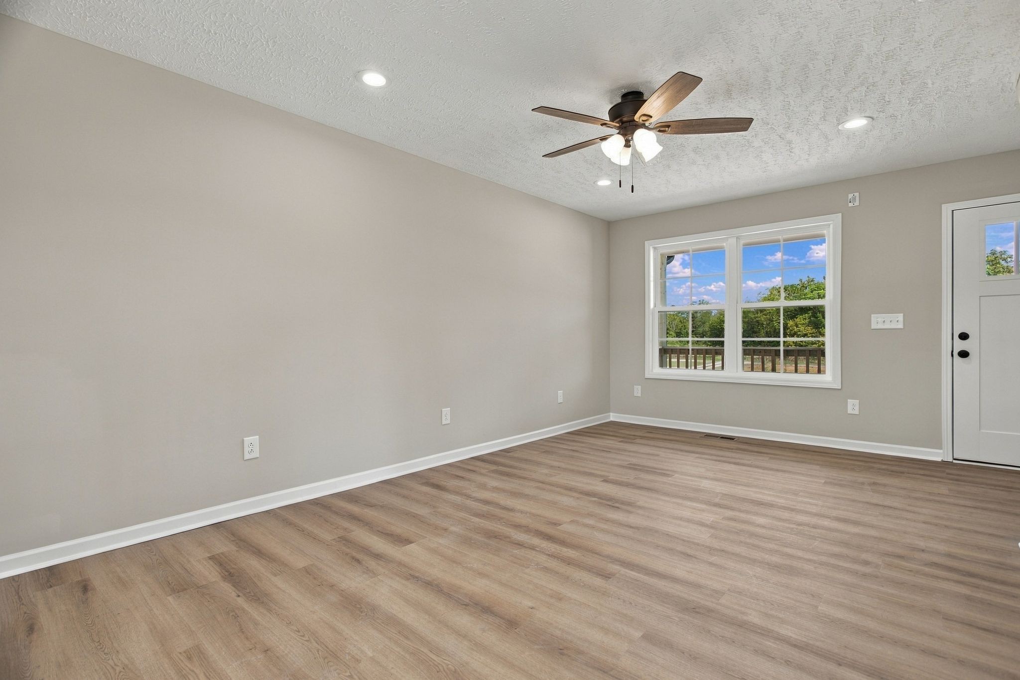 2183 Claude Fox Rd Property Photo 9