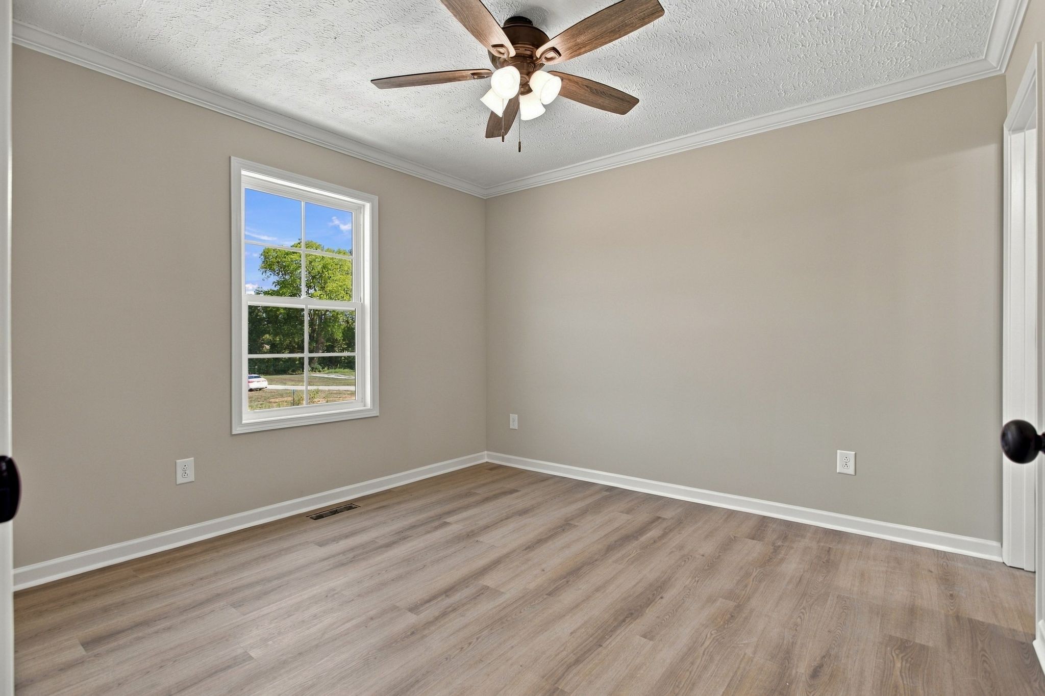 2183 Claude Fox Rd Property Photo 14