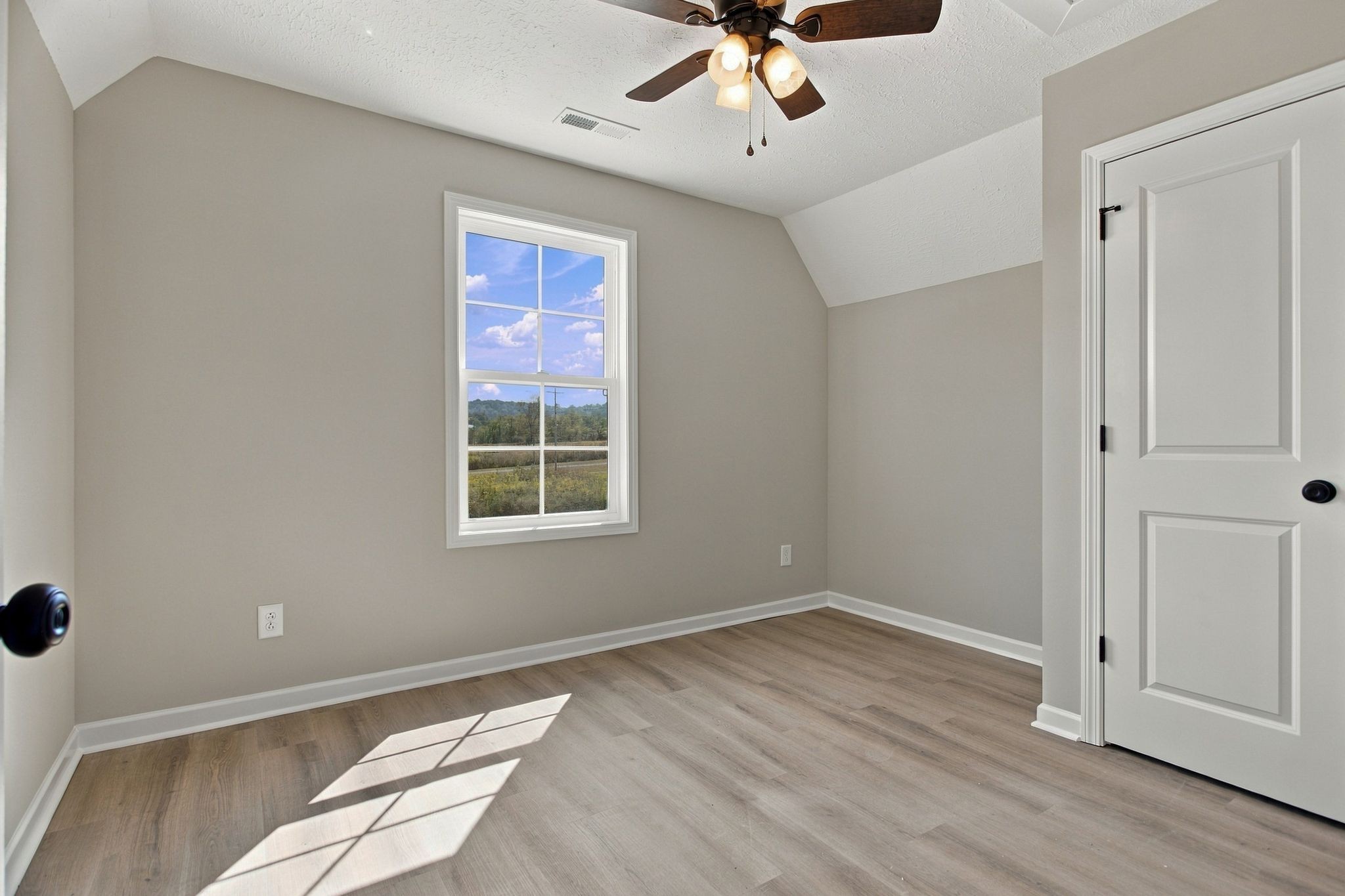 2183 Claude Fox Rd Property Photo 16