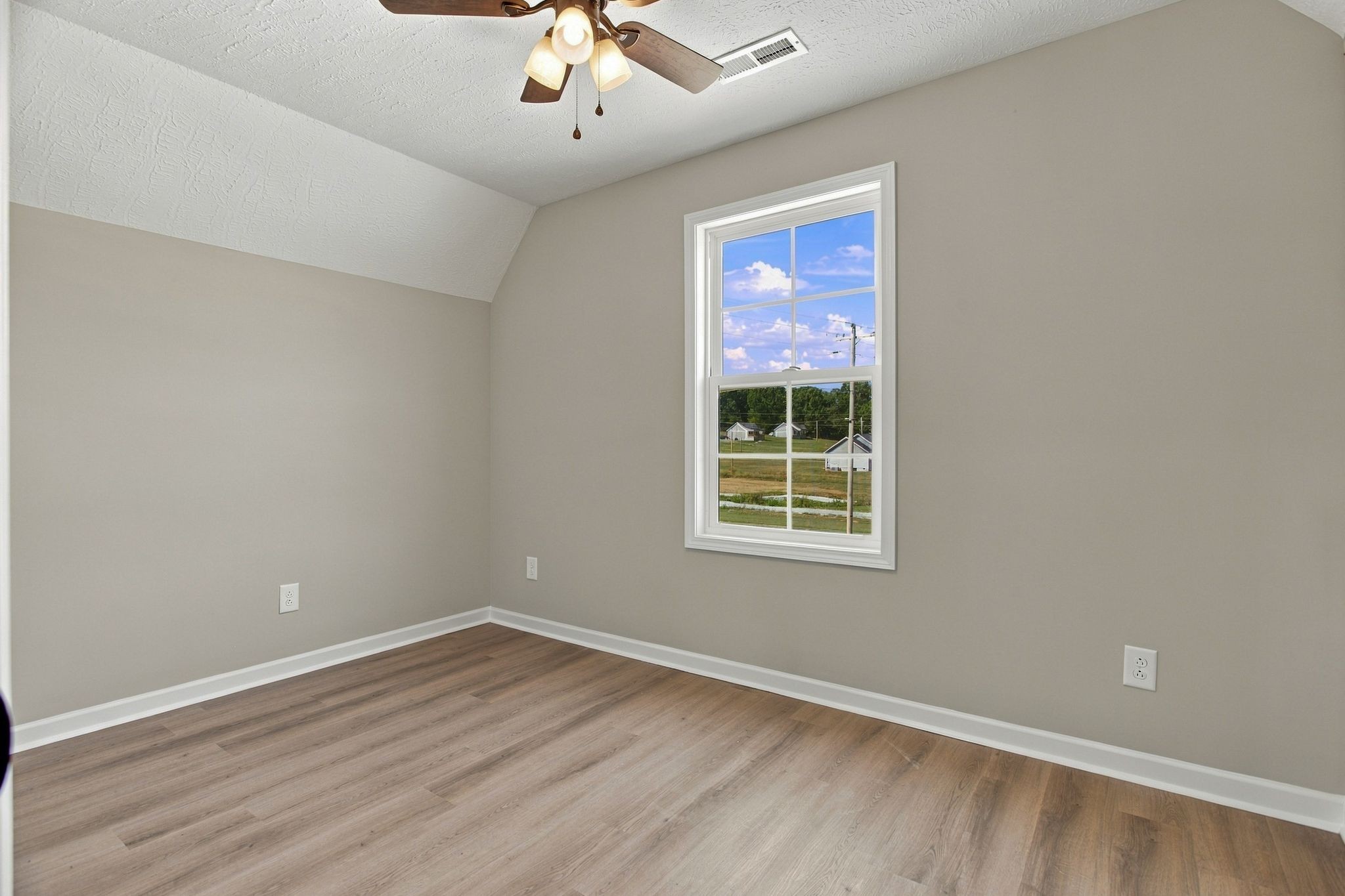 2183 Claude Fox Rd Property Photo 18