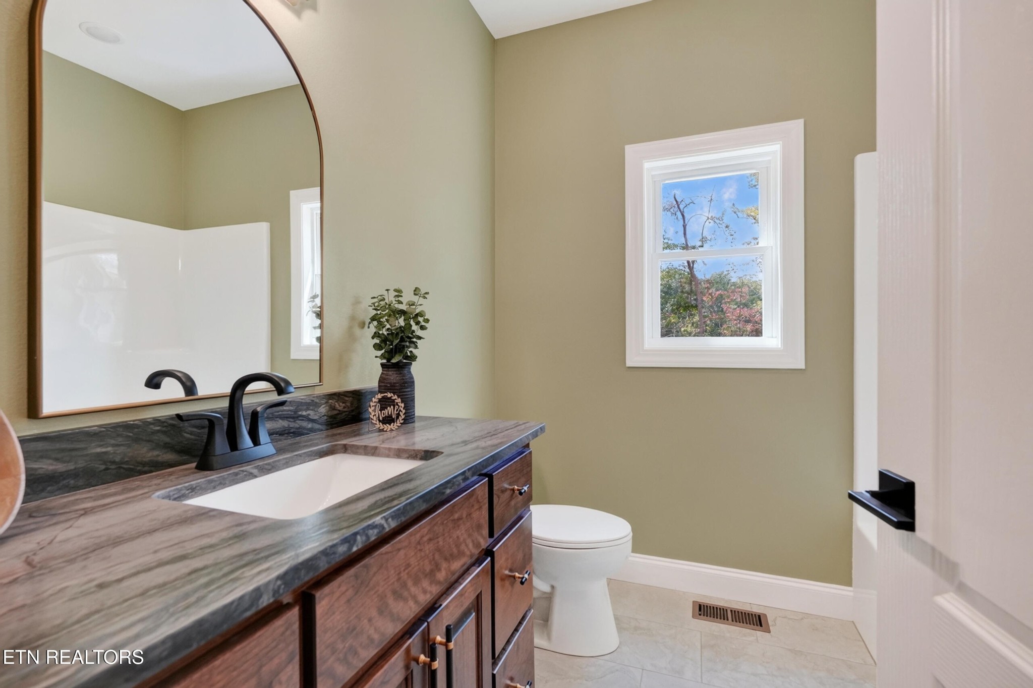 22137 Clarkrange Hwy Property Photo 42