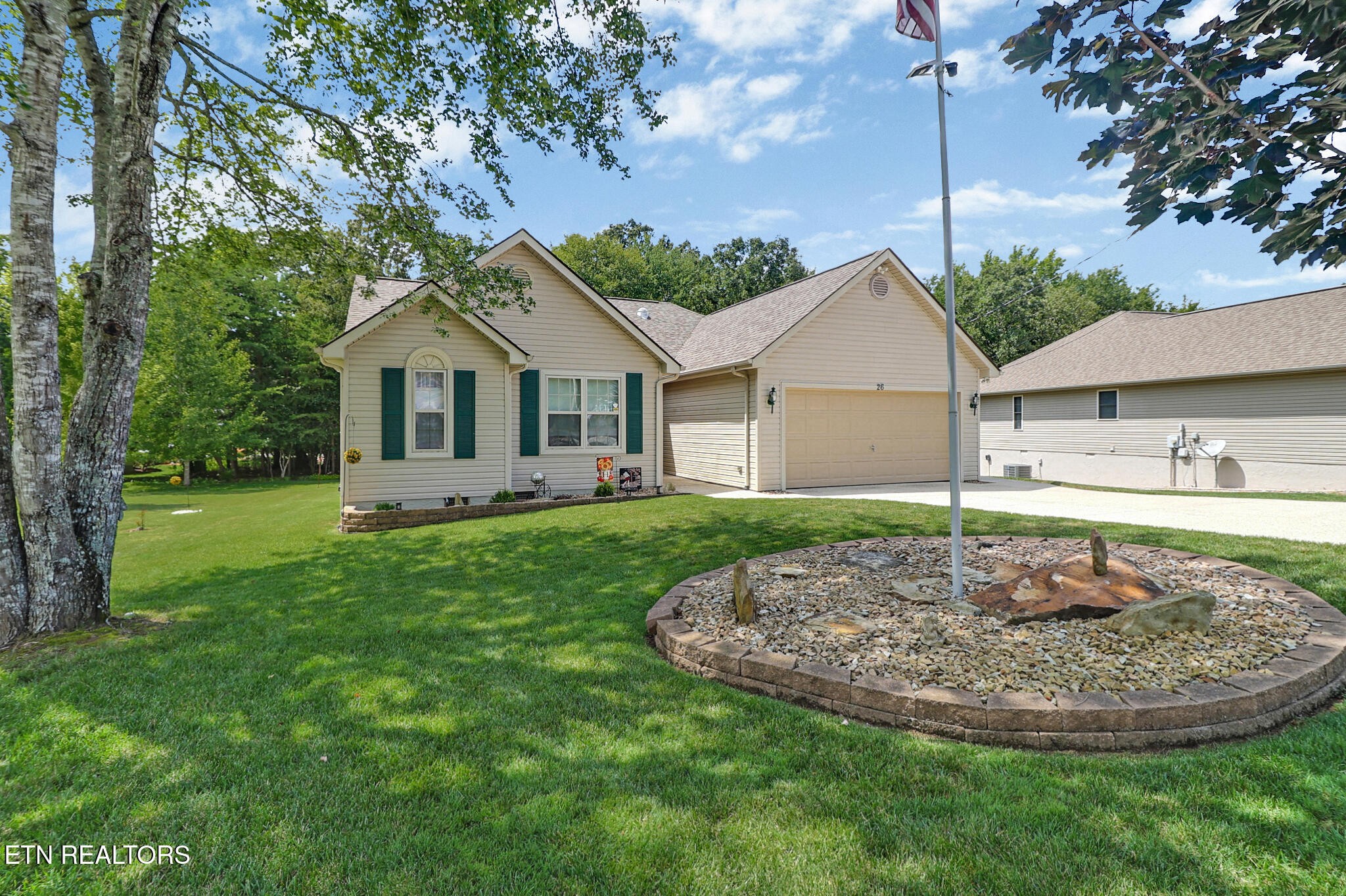 26 Inwood Drive Property Photo 1
