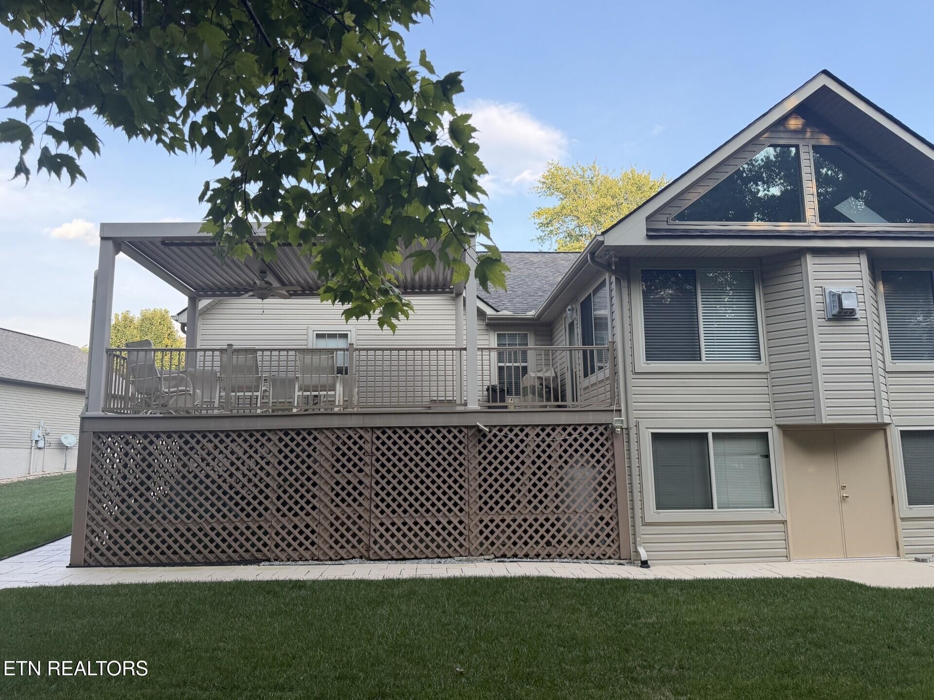 26 Inwood Drive Property Photo 8