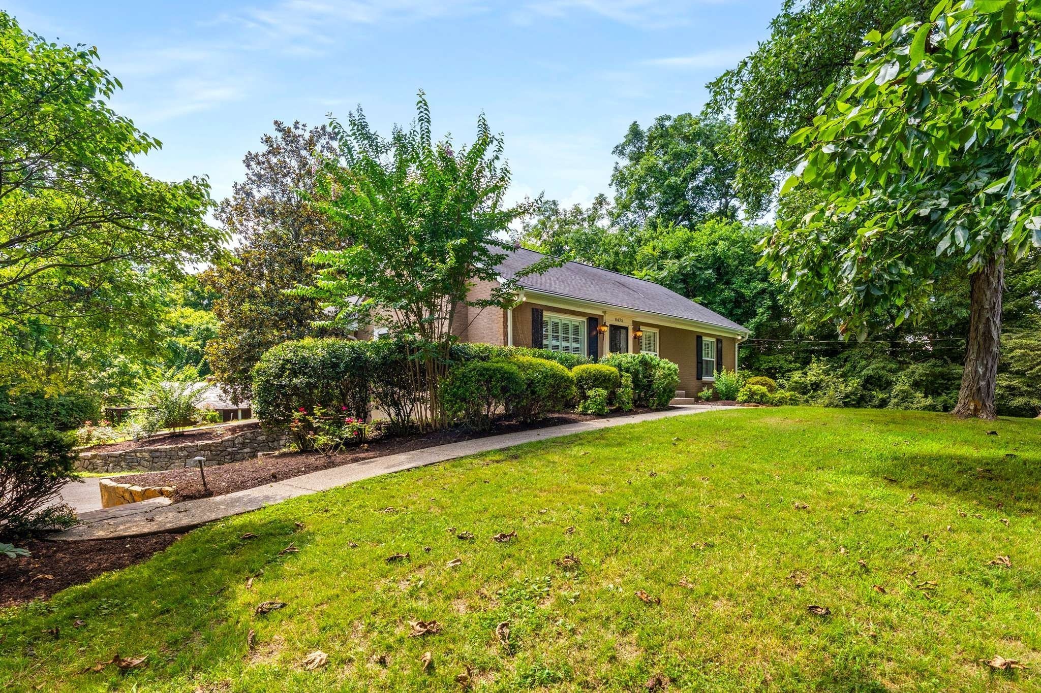 8475 Mccrory Ln Property Photo 1