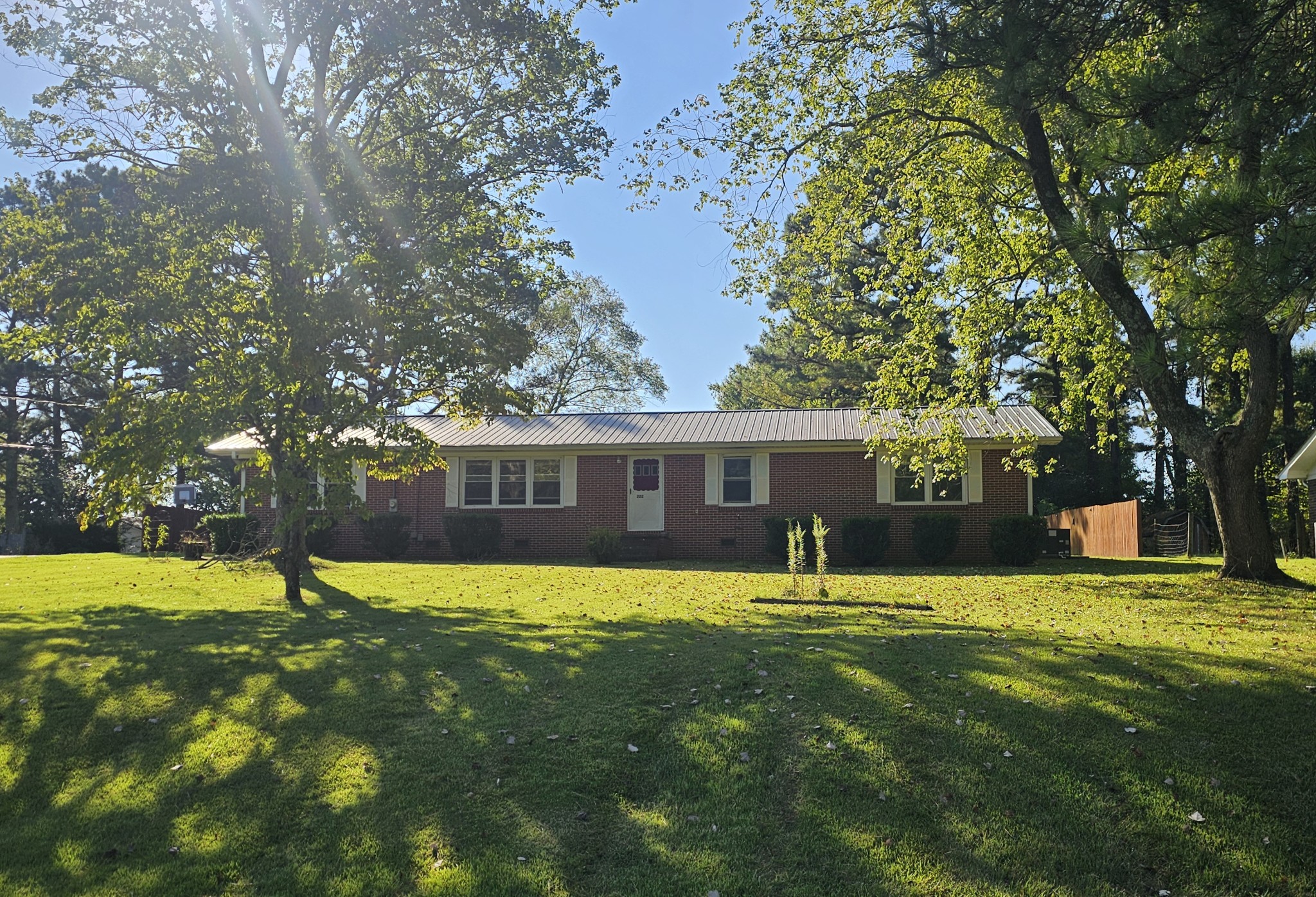 222 Orchard Ln Property Photo 1