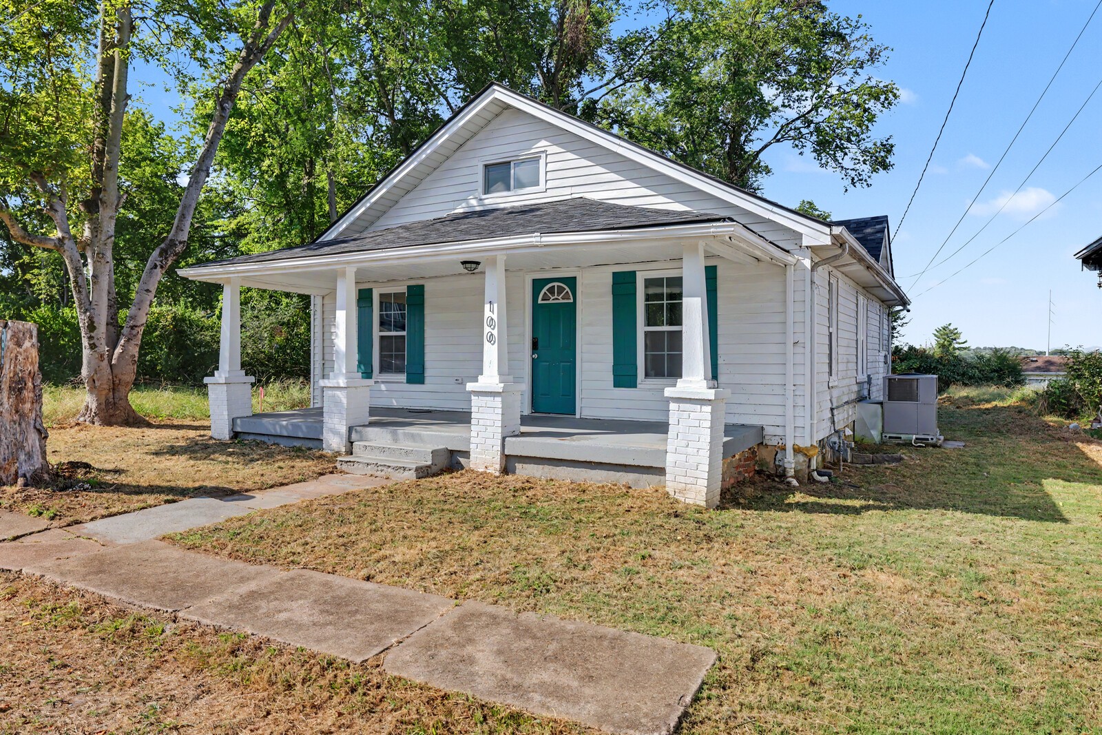 100 Keeton Ave Property Photo 1