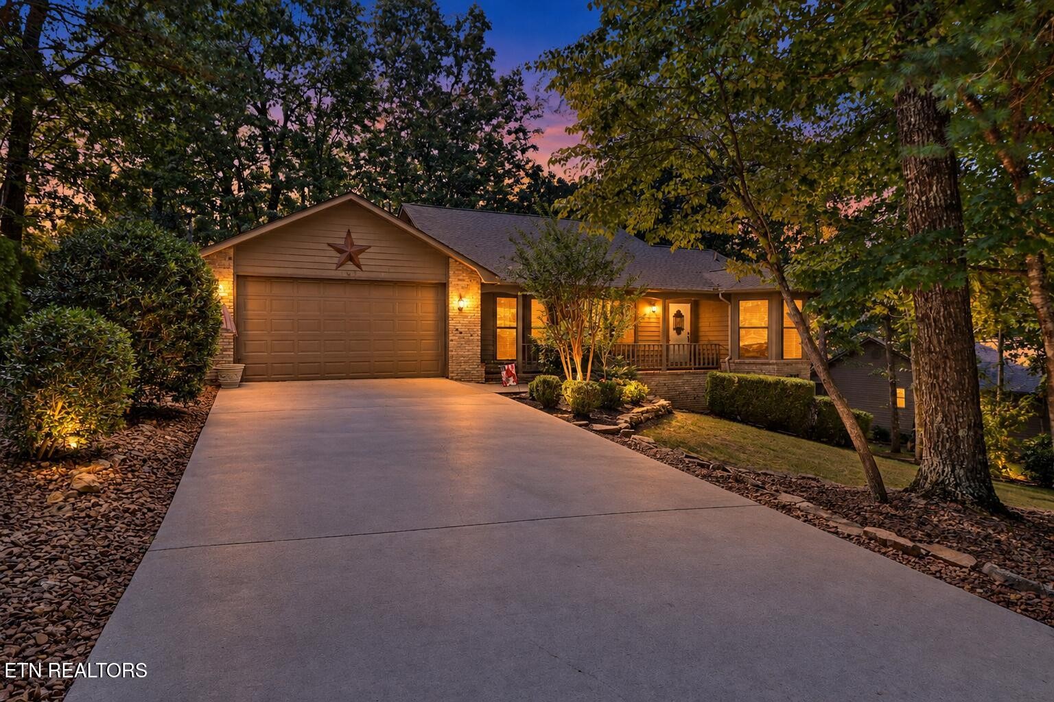 107 Markham Lane Property Photo 1