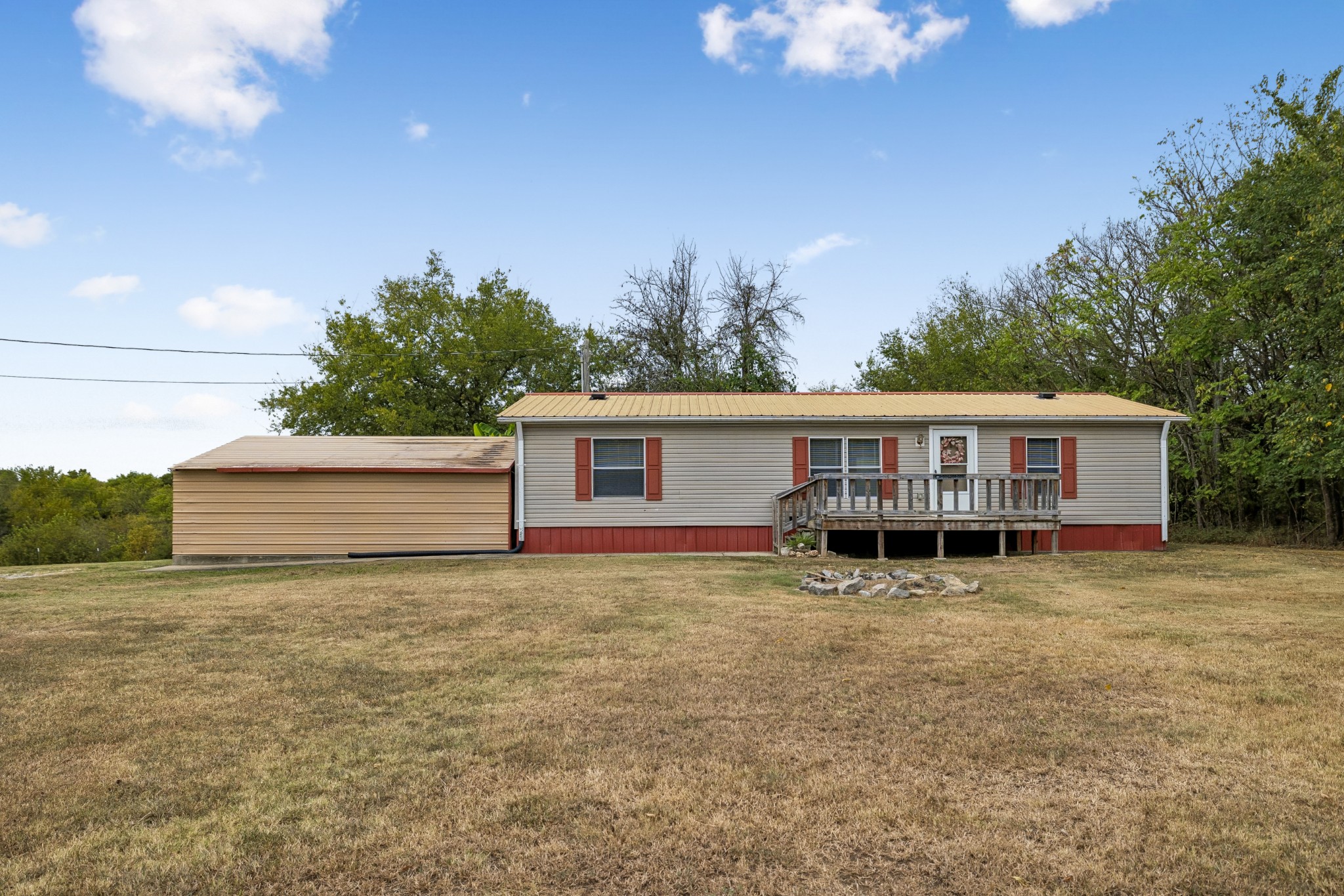 20 Bourn Ln Property Photo 1