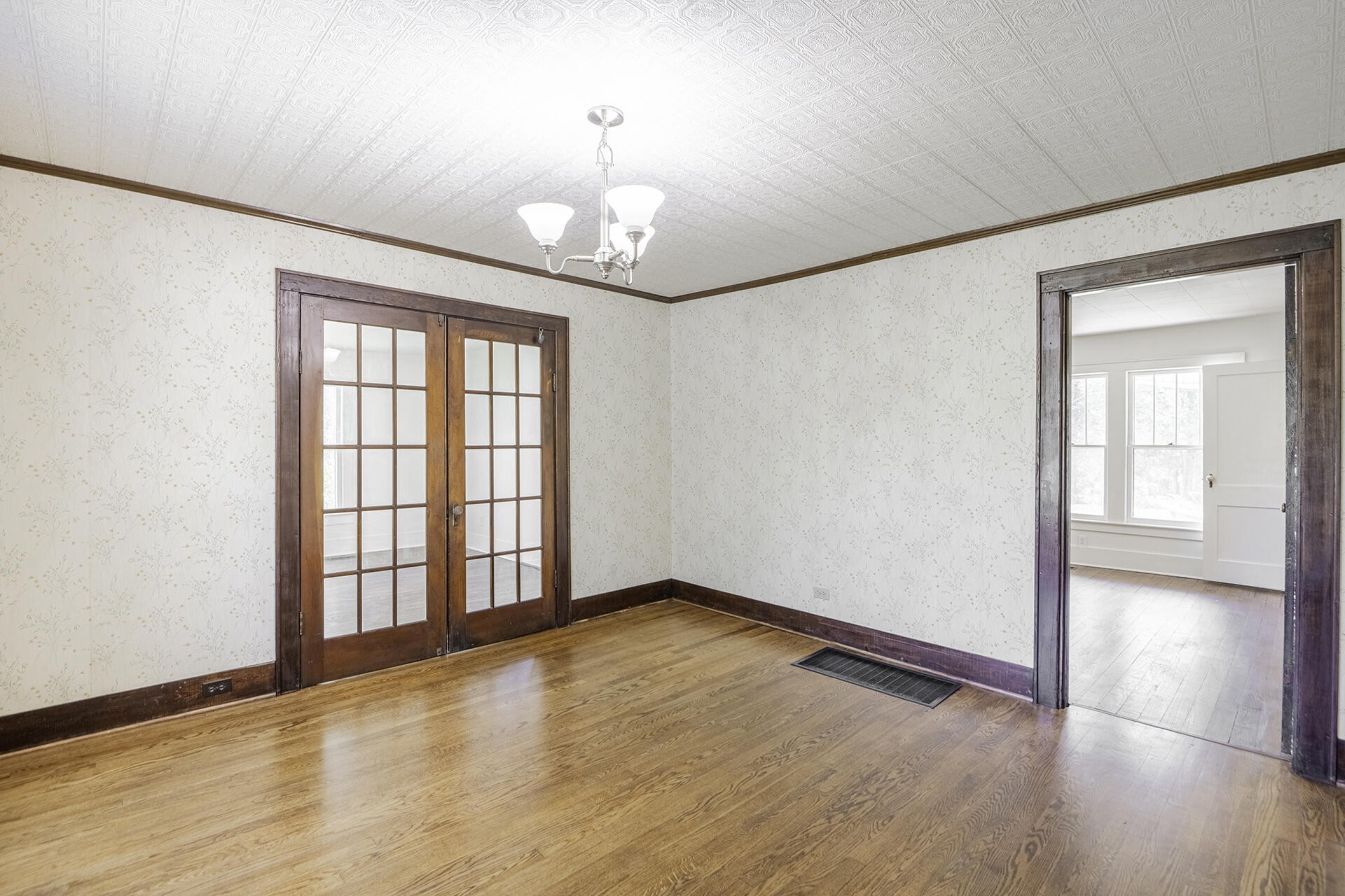 52 Chapman Drive Property Photo 9